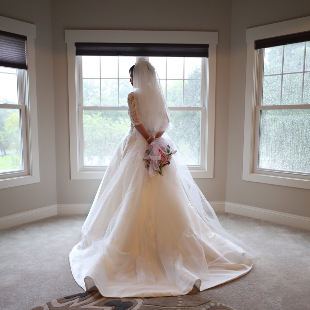 Meet your Posher, Angela